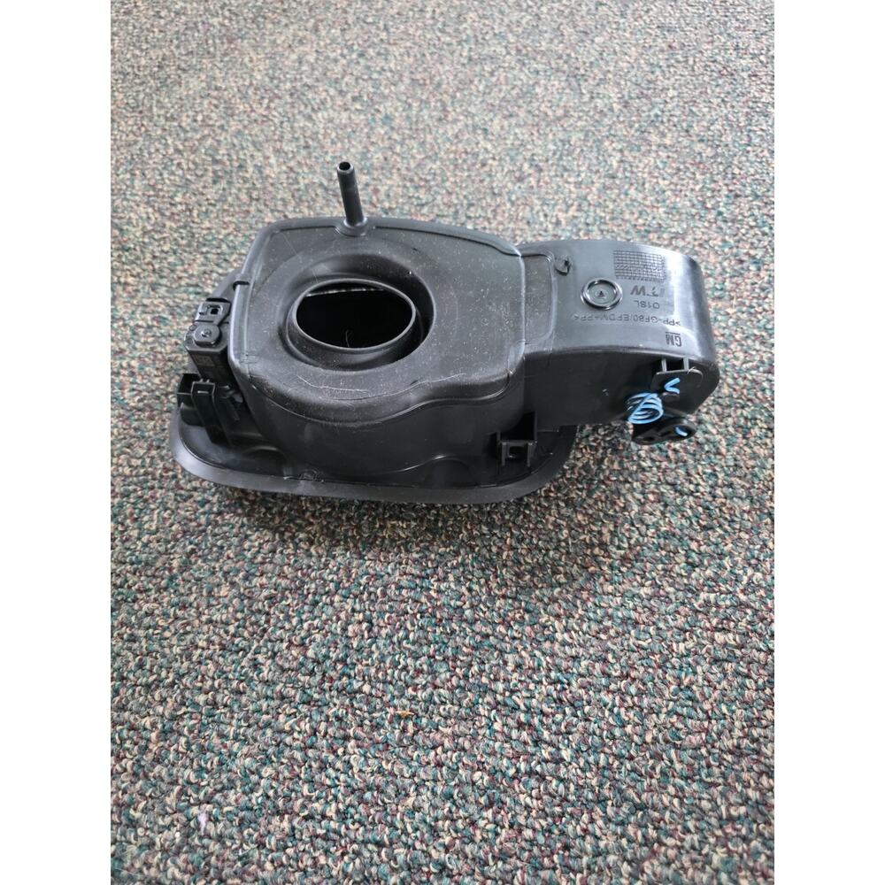 Fuel Tank Filler Pipe Housing for 2019 2020 Cadillac CT6 GM #84374053 - Picture 9 of 12